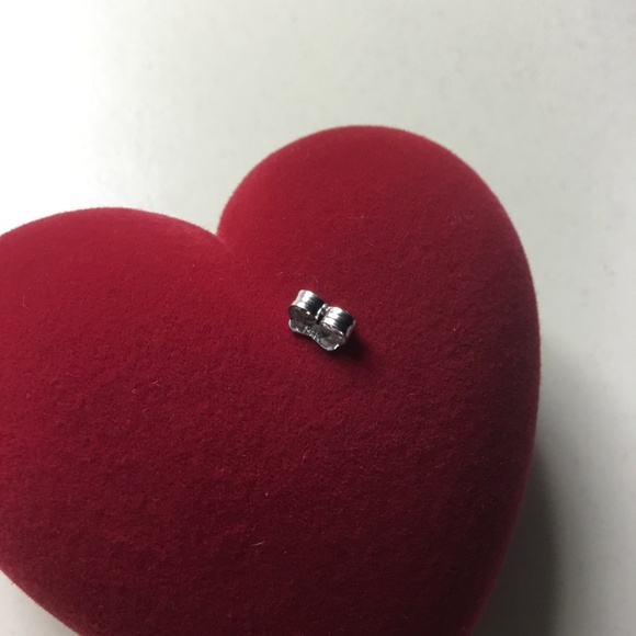 14k White Gold Diamond Studs - Picture 5 of 6